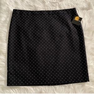 Size 18 Liz Claiborne Career Pencil Skirt in Black & White Polka Dot NWT